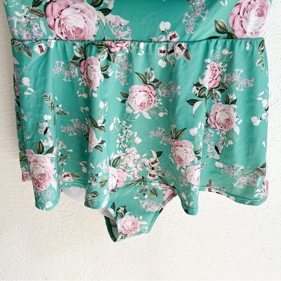 Torrid Underwire Push-Up Peplum One Piece Swimsuit Dress Agua Teal Floral Sz 2 - Picture 4 of 8